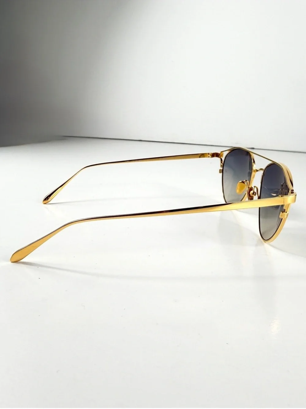 Linda Farrow Omar Aviator Sunglasses Gold Blue LFL804 C7 Titanium NWT Full Set